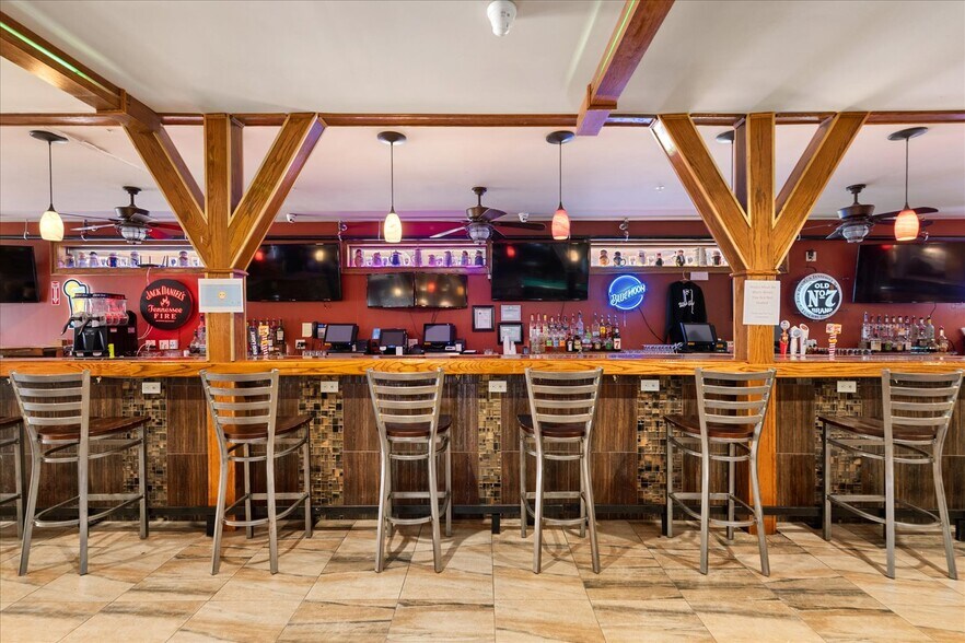 More Photos Of 728 Court St, Utica Restaurant For Sale