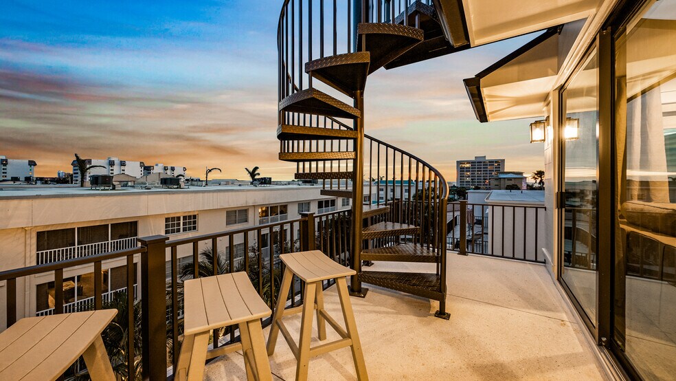 More Photos Of , Siesta Key Multifamily For Sale