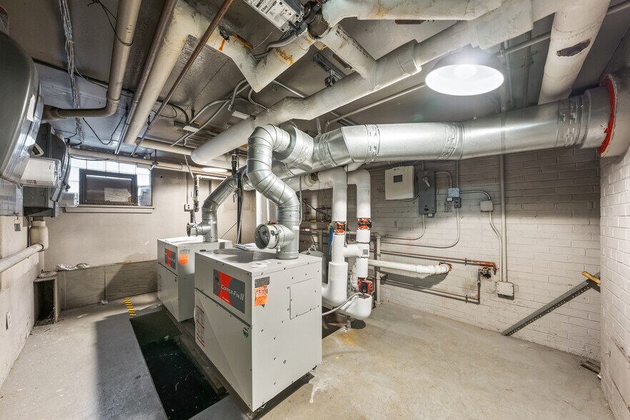 More Photos Of 9777 Ravenna Rd, Twinsburg Medical For Lease