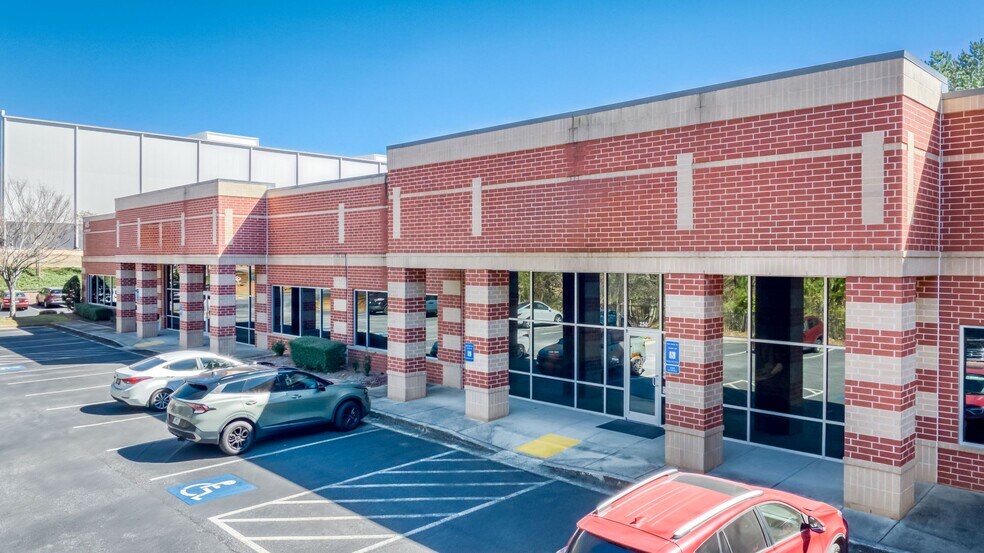 More Photos Of 2800 Horizon Ridge Ct, Suwanee Office For Sale