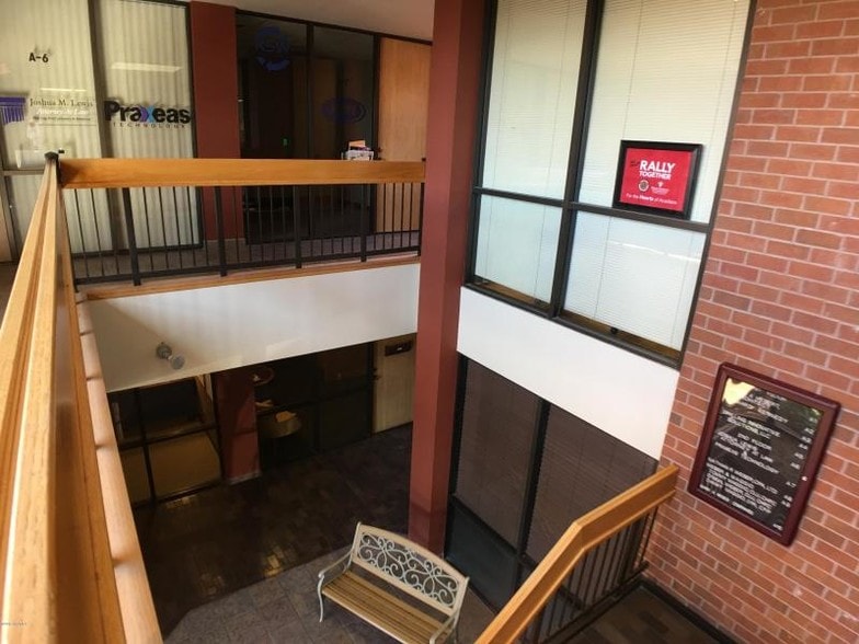 More Photos Of 1720 Kaliste Saloom Rd, Lafayette Office For Lease