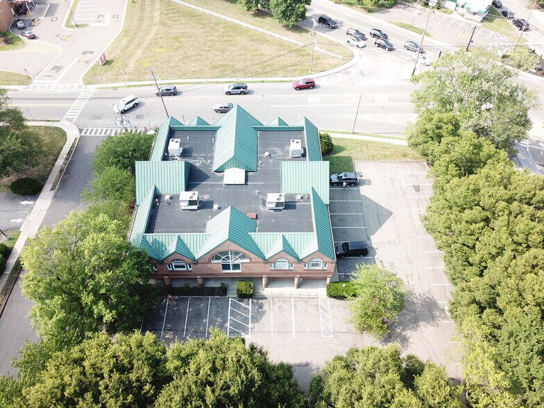 More Photos Of 166 Main St, Lincoln Park Medical For Lease