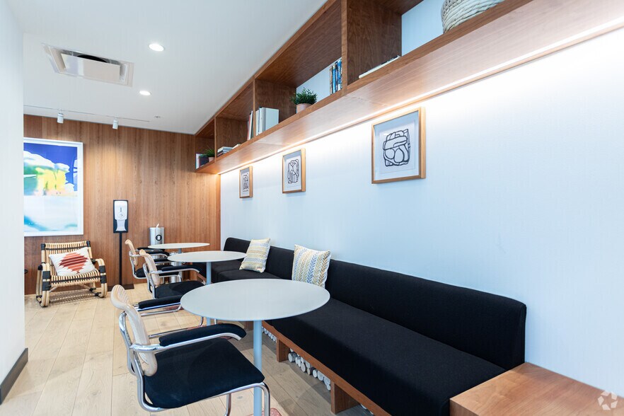 More Photos Of 250 E 200 S, Salt Lake City Coworking Space