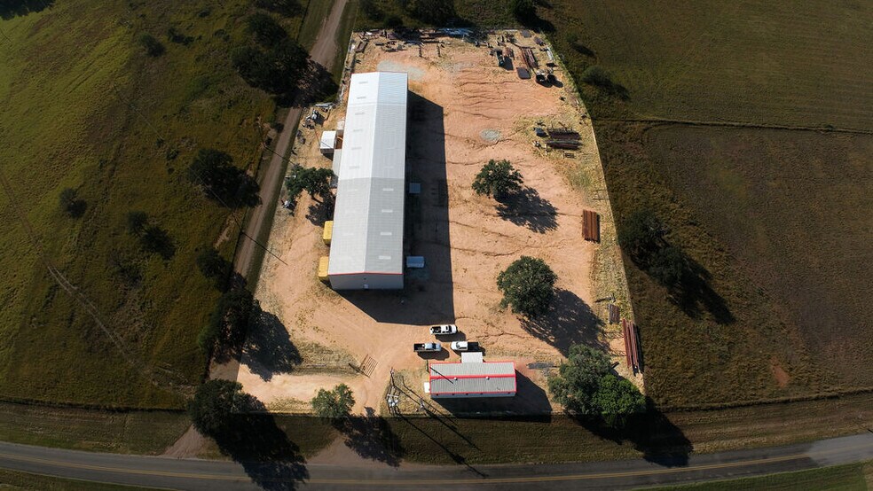 More Photos Of 10961 E Ranch Road 1222, Fredonia Manufacturing For Lease