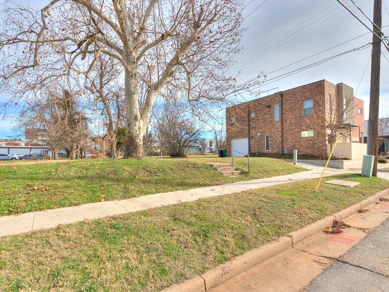 More Photos Of 1014 N Francis Ave, Oklahoma City Land For Sale