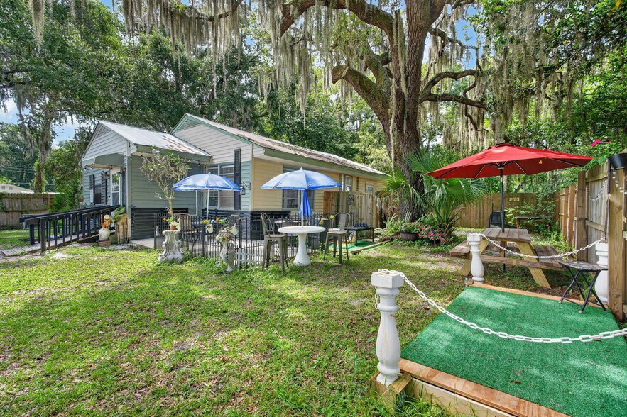 More Photos Of 3323 Saint Johns Ave, Palatka Restaurant For Sale