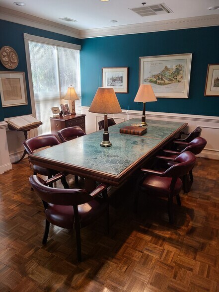 More Photos Of 52 New Orleans Rd, Hilton Head Island Office For Sale