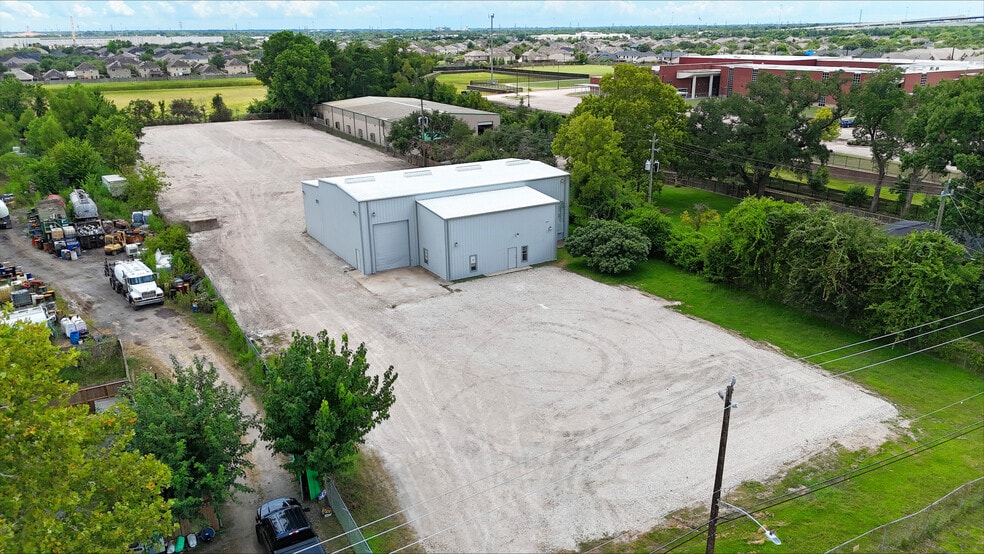 Primary Photo Of 13430 Conklin Ln, Houston Industrial For Lease