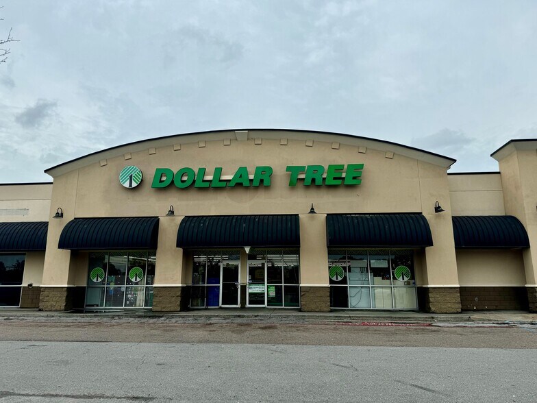 Primary Photo Of 4021-4023 Behrman Pl, New Orleans Unknown For Lease