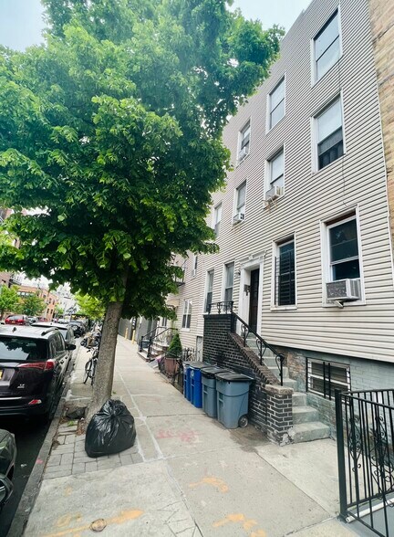 More Photos Of 33 Withers St, Brooklyn Apartments For Sale
