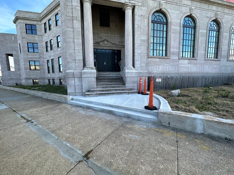 More Photos Of 90-01 Beach Channel Dr, Rockaway Beach Medical For Sale