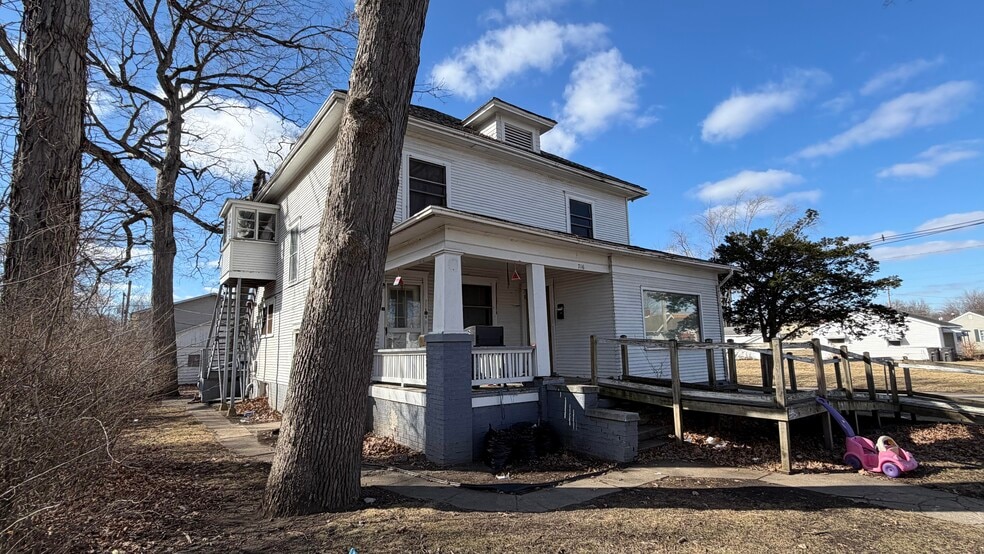 More Photos Of 716 Robinson St, Danville Multifamily For Sale