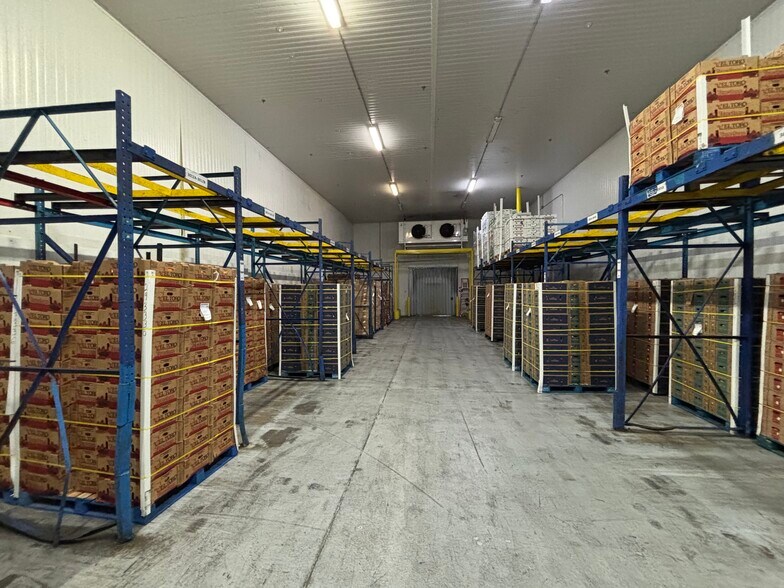 More Photos Of 901 W Owassa Rd, Edinburg Warehouse For Lease