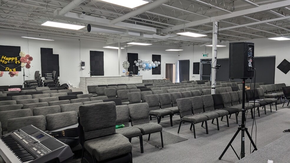 More Photos Of 950 Queensland Dr SE, Calgary Unknown For Lease