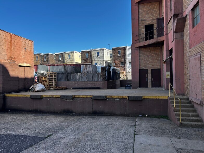 More Photos Of 1241 E Erie Ave, Philadelphia Warehouse For Sale