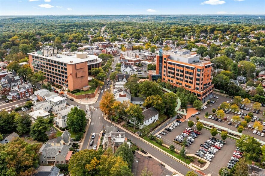 More Photos Of 152 N Main St, Doylestown Medical For Lease
