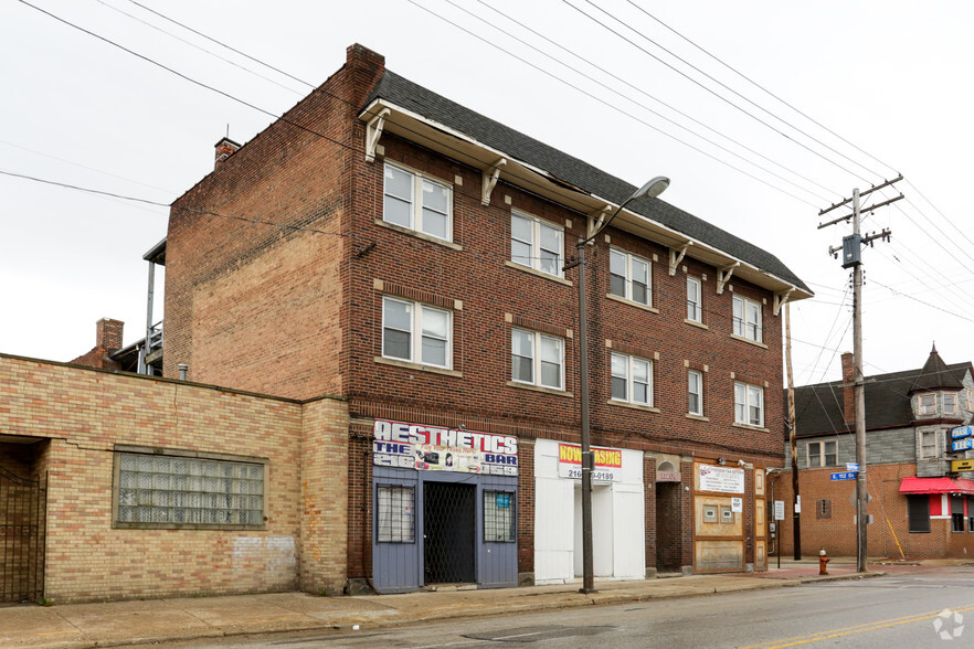 Primary Photo Of 11202 Buckeye Rd, Cleveland Apartments For Sale