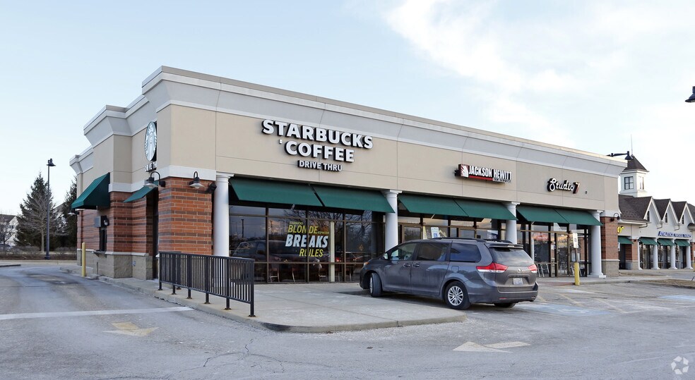 More Photos Of 1744-1788 Lake St, Hanover Park Unknown For Lease