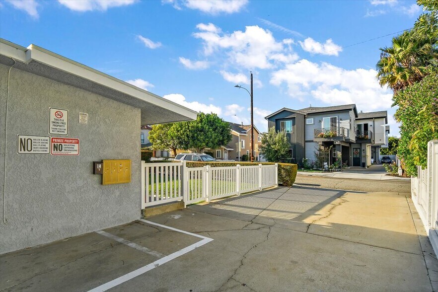 More Photos Of 2226 Voorhees Ave, Redondo Beach Apartments For Sale