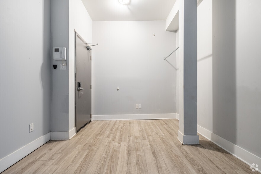 More Photos Of 245 Laurier Av E, Ottawa Apartments For Sale