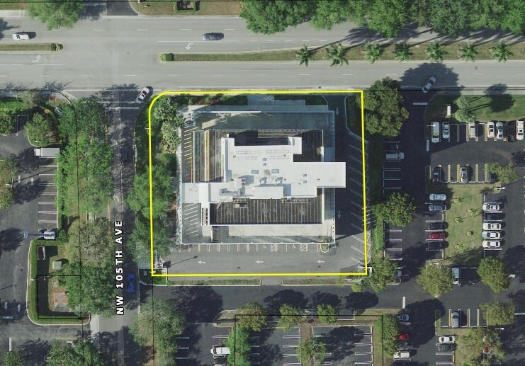 More Photos Of 10450 NW 33rd St, Doral Office For Sale