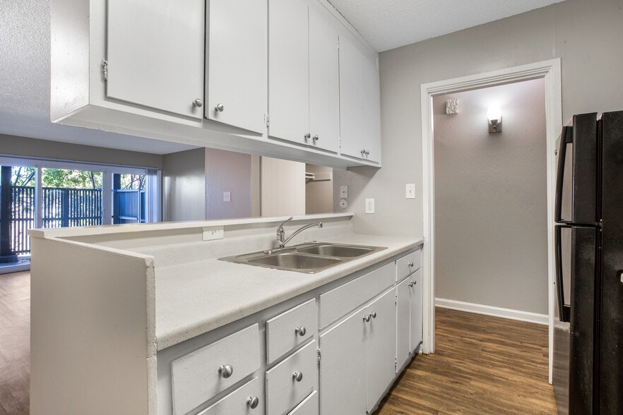 More Photos Of 201 Avian Dr, Vallejo Apartments For Sale