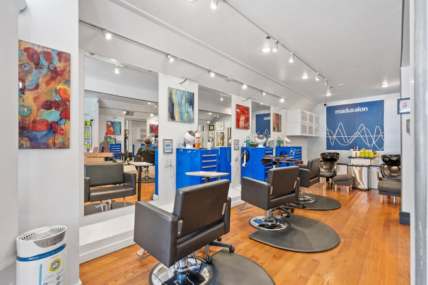 More Photos Of 2250 Union St, San Francisco Storefront Retail Office For Sale