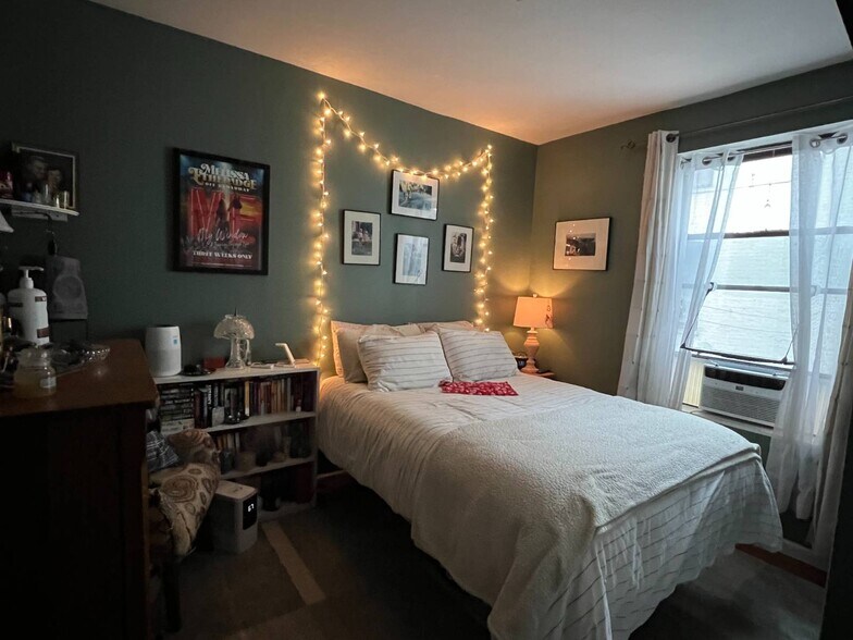 More Photos Of 3151 35th St, Astoria Apartments For Sale