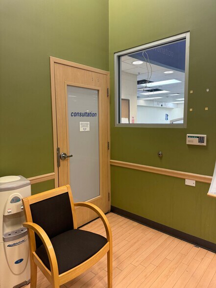 More Photos Of 1301 E State St, Delmar Freestanding For Sale