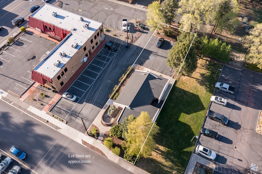 Primary Photo Of 336 NE Norton Ave, Bend Office For Sale