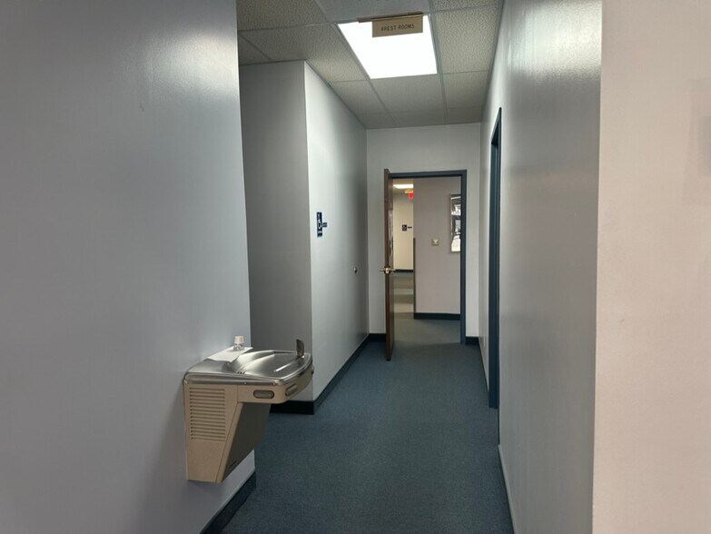 More Photos Of 2708 McGraw Dr, Bloomington Medical For Sale