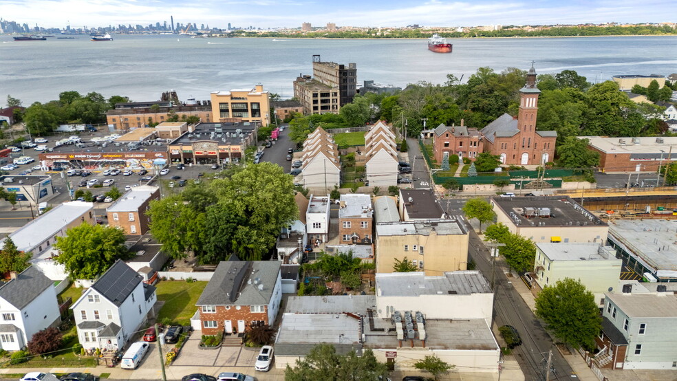 More Photos Of , Staten Island General Retail For Sale
