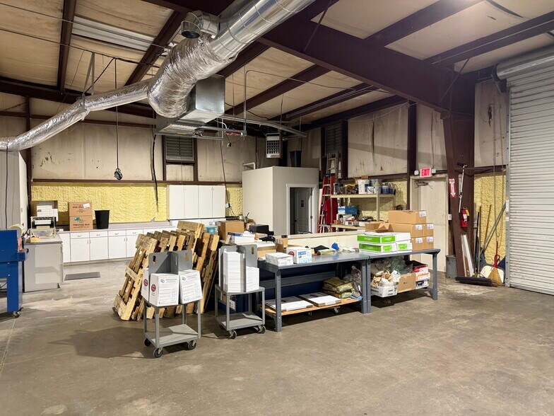 More Photos Of 41 Veterans Memorial Hwy, Mableton Industrial For Sale