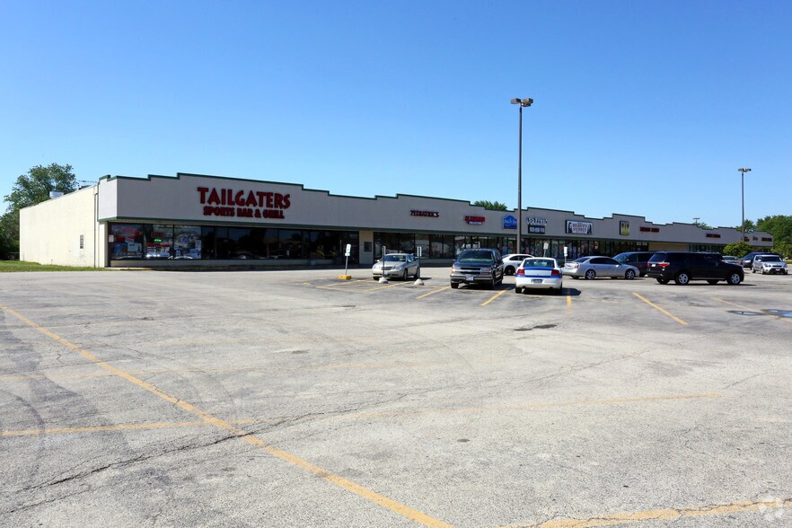 Primary Photo Of 431-497 W Boughton Rd, Bolingbrook Unknown For Lease