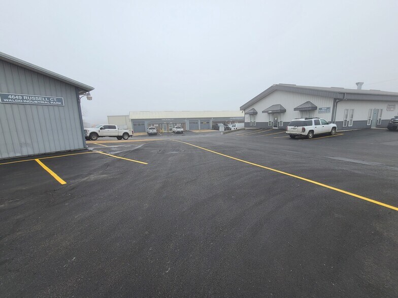 More Photos Of 4649B Russell Ct, High Ridge Office For Lease