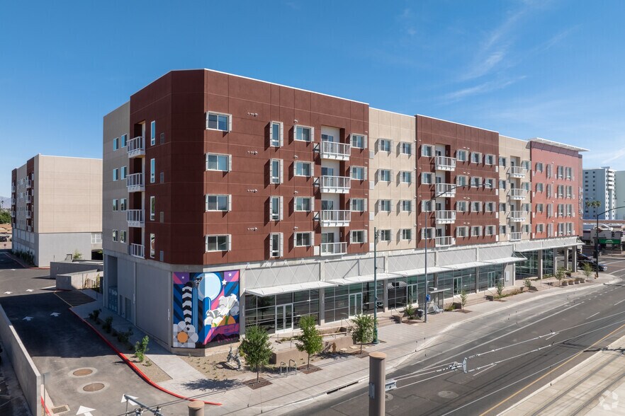 More Photos Of 424 W Main St, Mesa Apartments For Lease