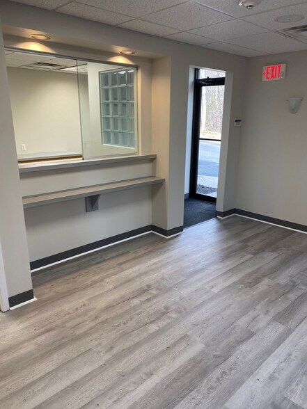 More Photos Of 101 Coolidge St, Hudson Medical For Lease