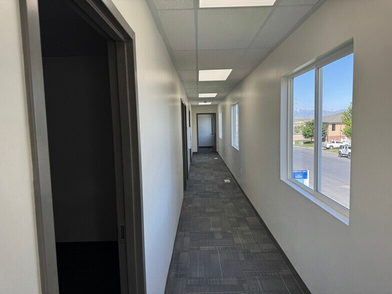 More Photos Of 1287 W 300 S, Lindon Warehouse For Lease