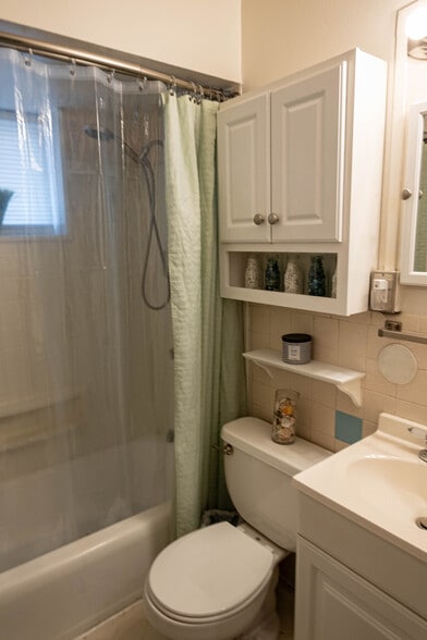More Photos Of 4600-4612 Murdoch Cut OFF, Saint Louis Apartments For Sale