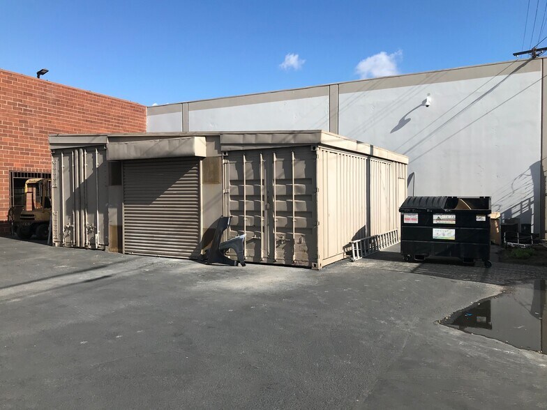 More Photos Of 1705-1711 E Mauretania St, Wilmington Warehouse For Sale