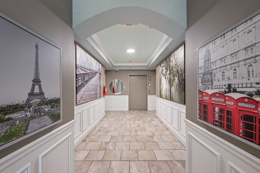 More Photos Of 15524 Cicero Ave, Oak Forest Apartments For Sale