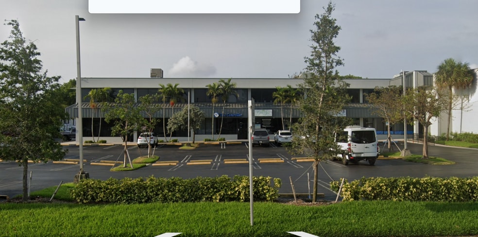 Primary Photo Of 750 E Sample Rd, Pompano Beach Self Storage For Lease