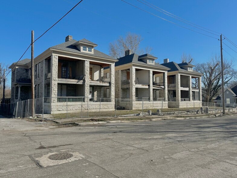 More Photos Of 801 W 1st St, Joplin Multifamily For Sale