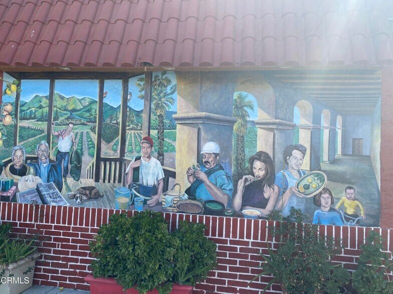 More Photos Of 974 E Main St, Santa Paula Restaurant For Sale