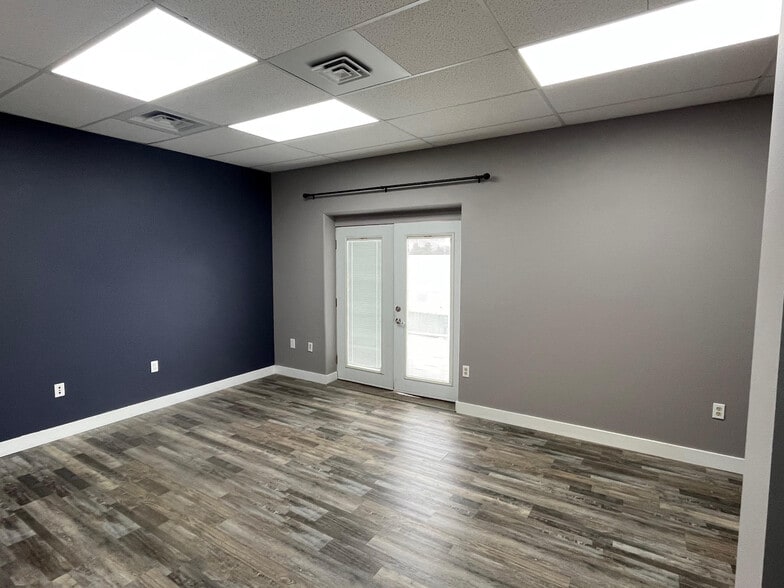 More Photos Of 1846 Terminal Dr, Richland Flex For Sale