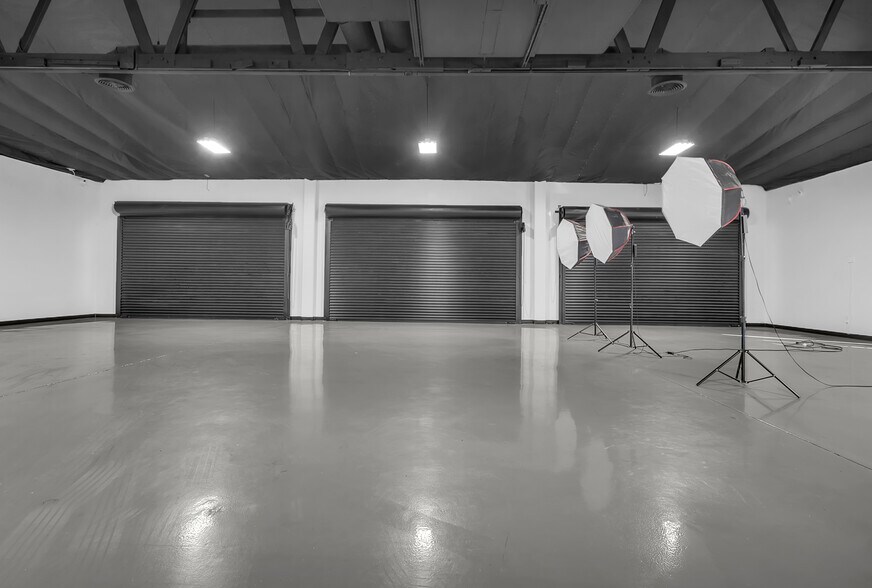 More Photos Of 13851-13861 Harbor Boulevard, Garden Grove Auto Dealership For Lease