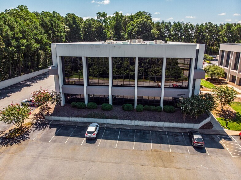 More Photos Of 1 Centerview Dr, Greensboro Unknown For Lease