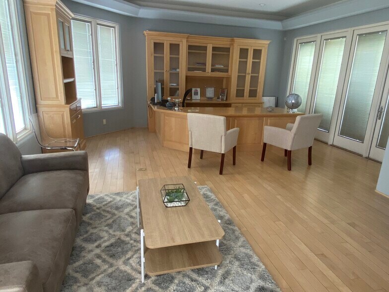 More Photos Of 7500 E Pinnacle Peak Rd, Scottsdale Loft Creative Space For Lease