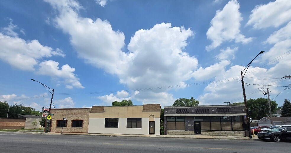 Primary Photo Of , Chicago Unknown For Sale