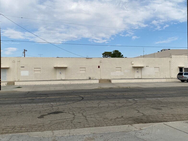 More Photos Of 44820 Yucca Ave, Lancaster Warehouse For Sale